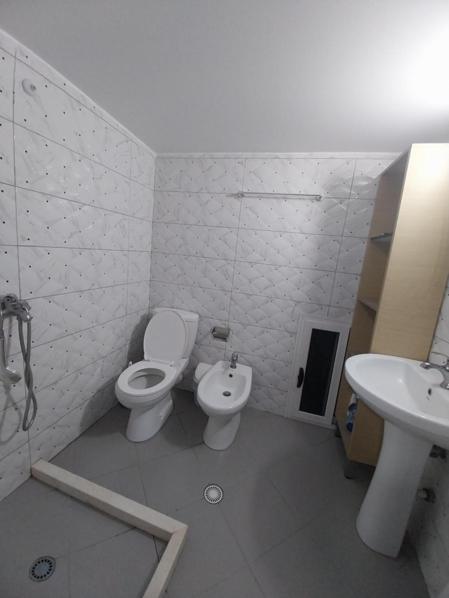Guest House Ilir Berat Buitenkant foto